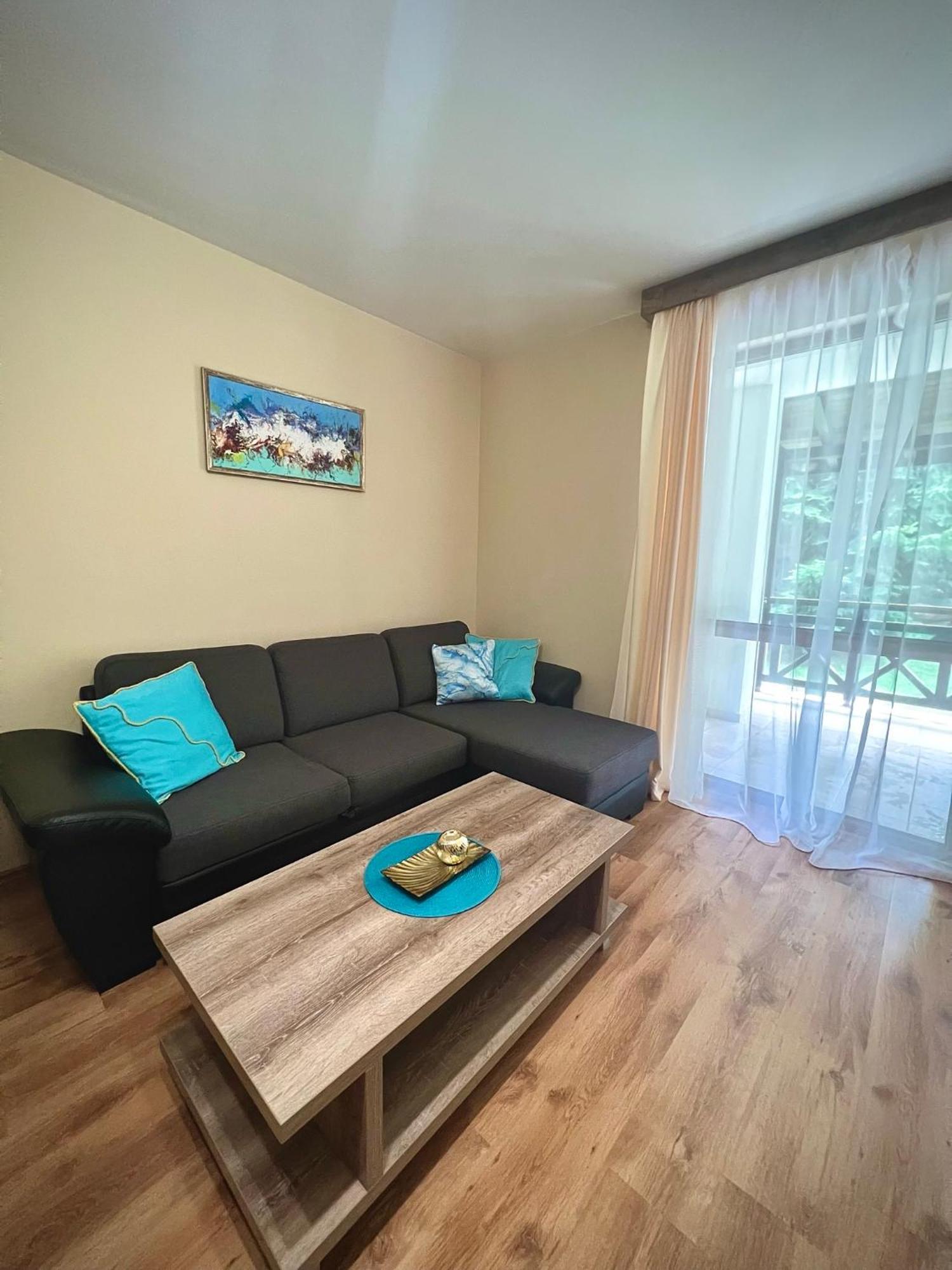 Relax Apartments: Mountain Lake Villa Venus Smolyan Room photo